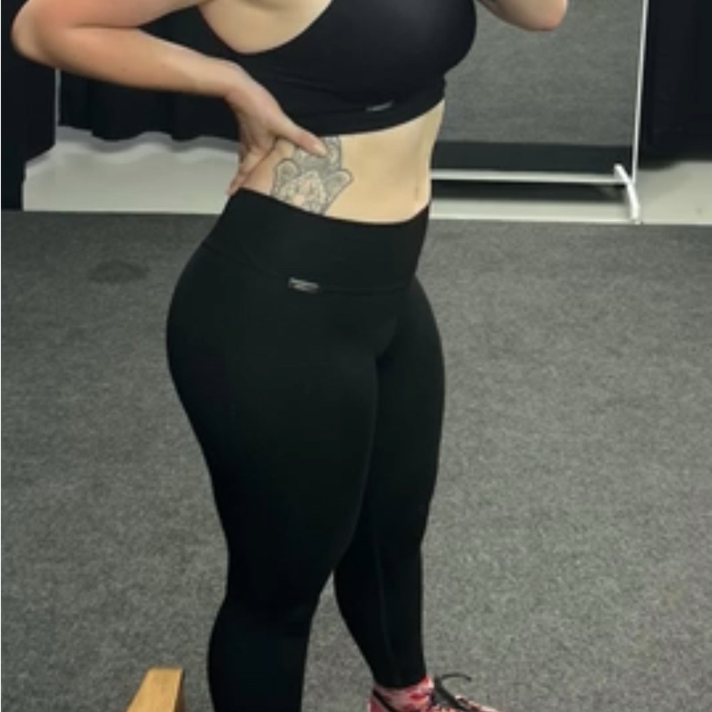 Bombshell Sportswear Leggings